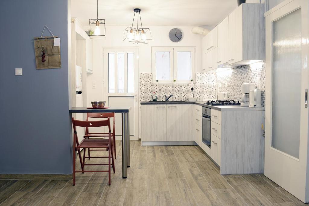 Athens City Poppy'S Dreamy Apartment, Thissio Exterior foto